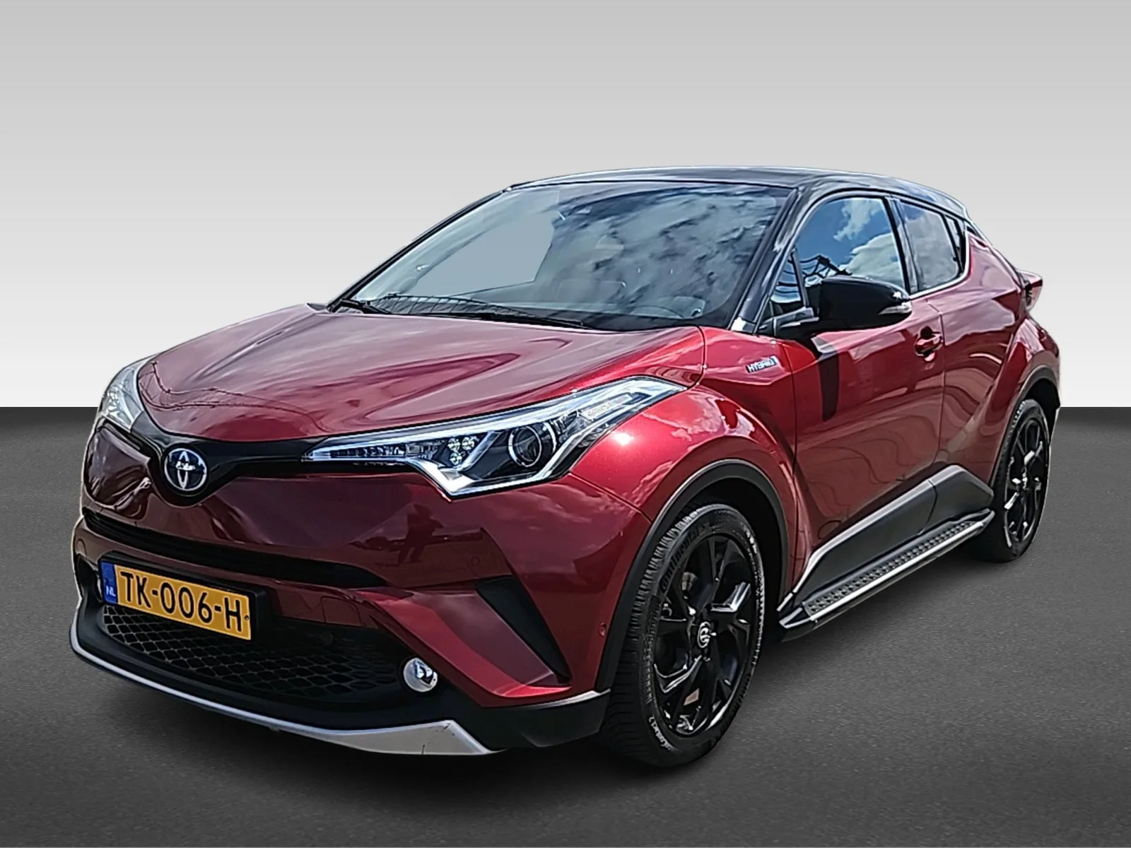 Toyota C-HR (2018) — foto 1