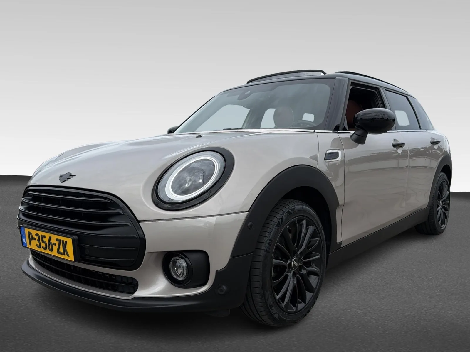 MINI Clubman (2022) — foto 1