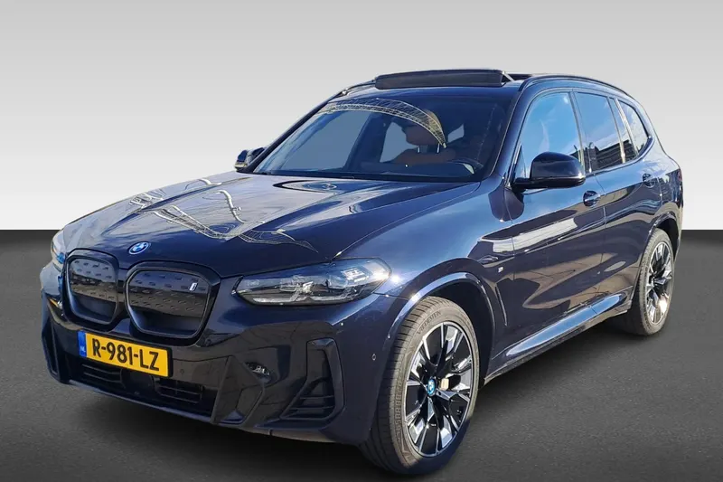 BMW iX3 (2022)