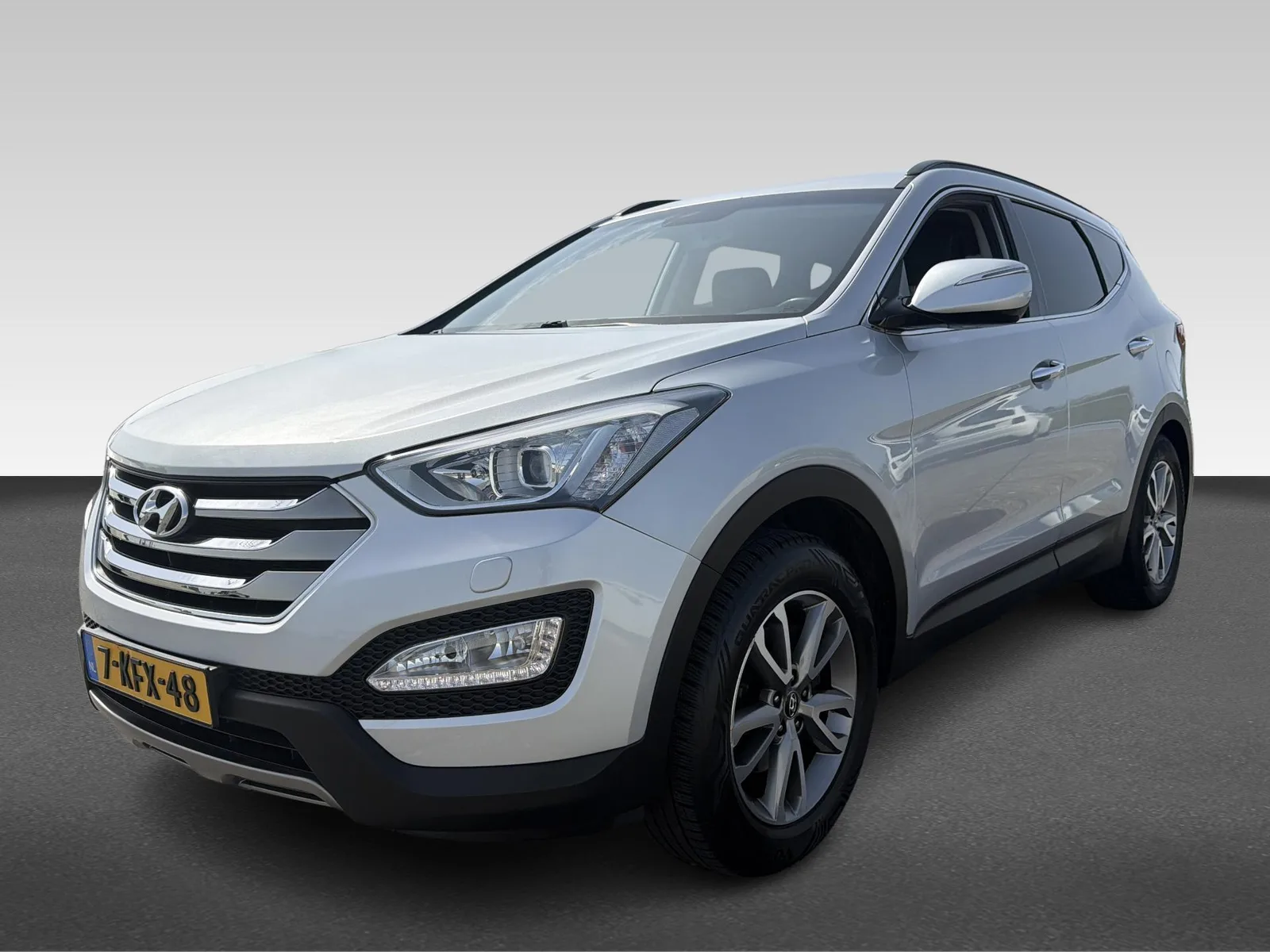 Hyundai Santa Fe (2013) — foto 1