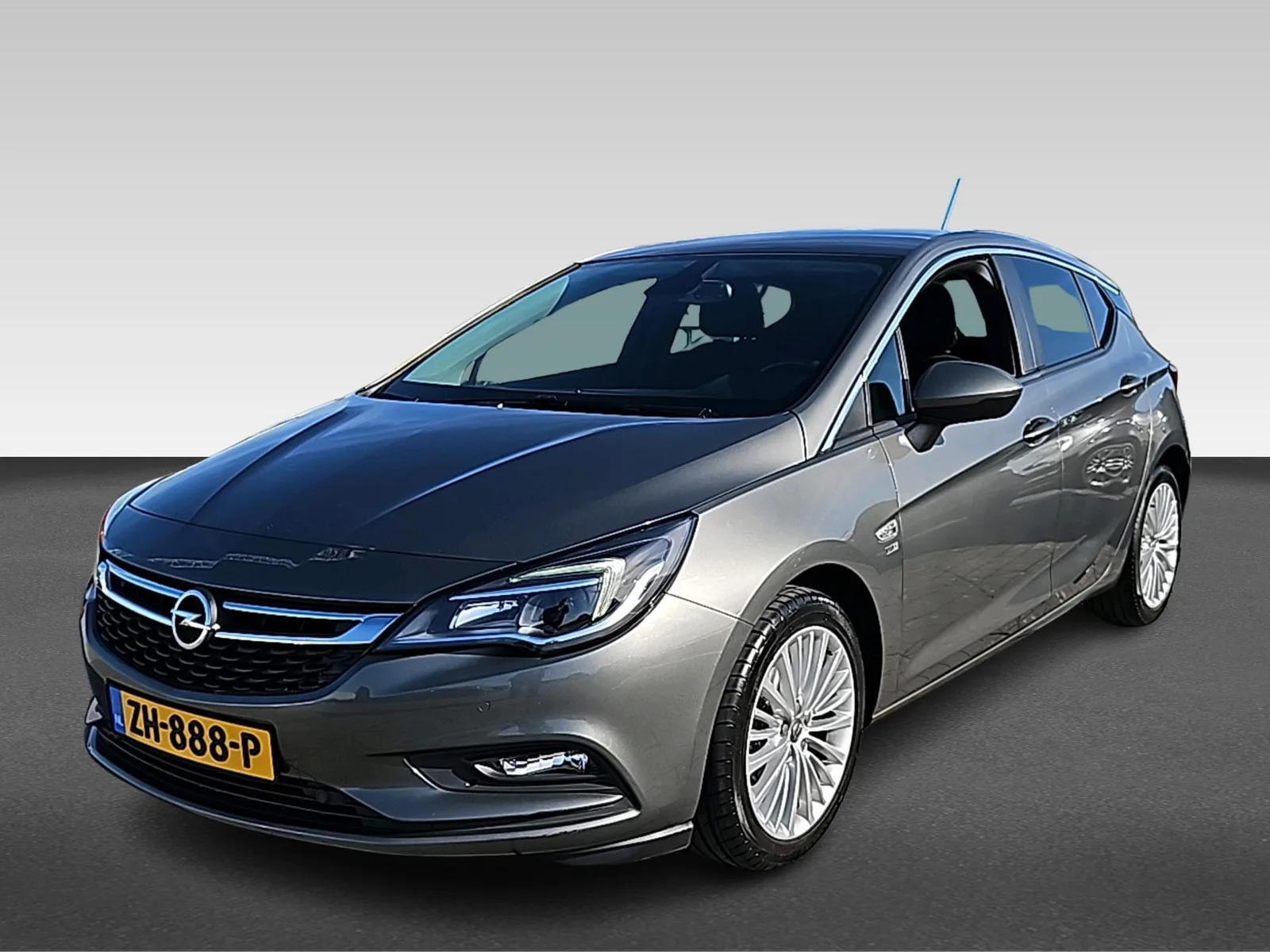 Opel Astra (2019) — foto 1