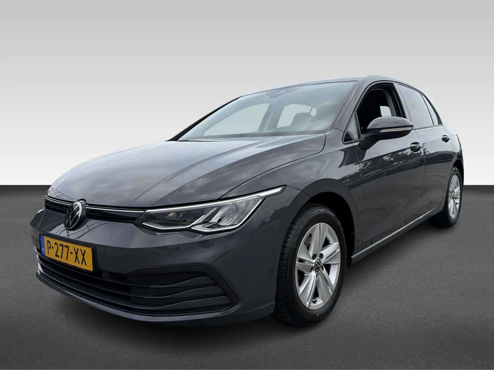 Volkswagen Golf (2022) — foto 1