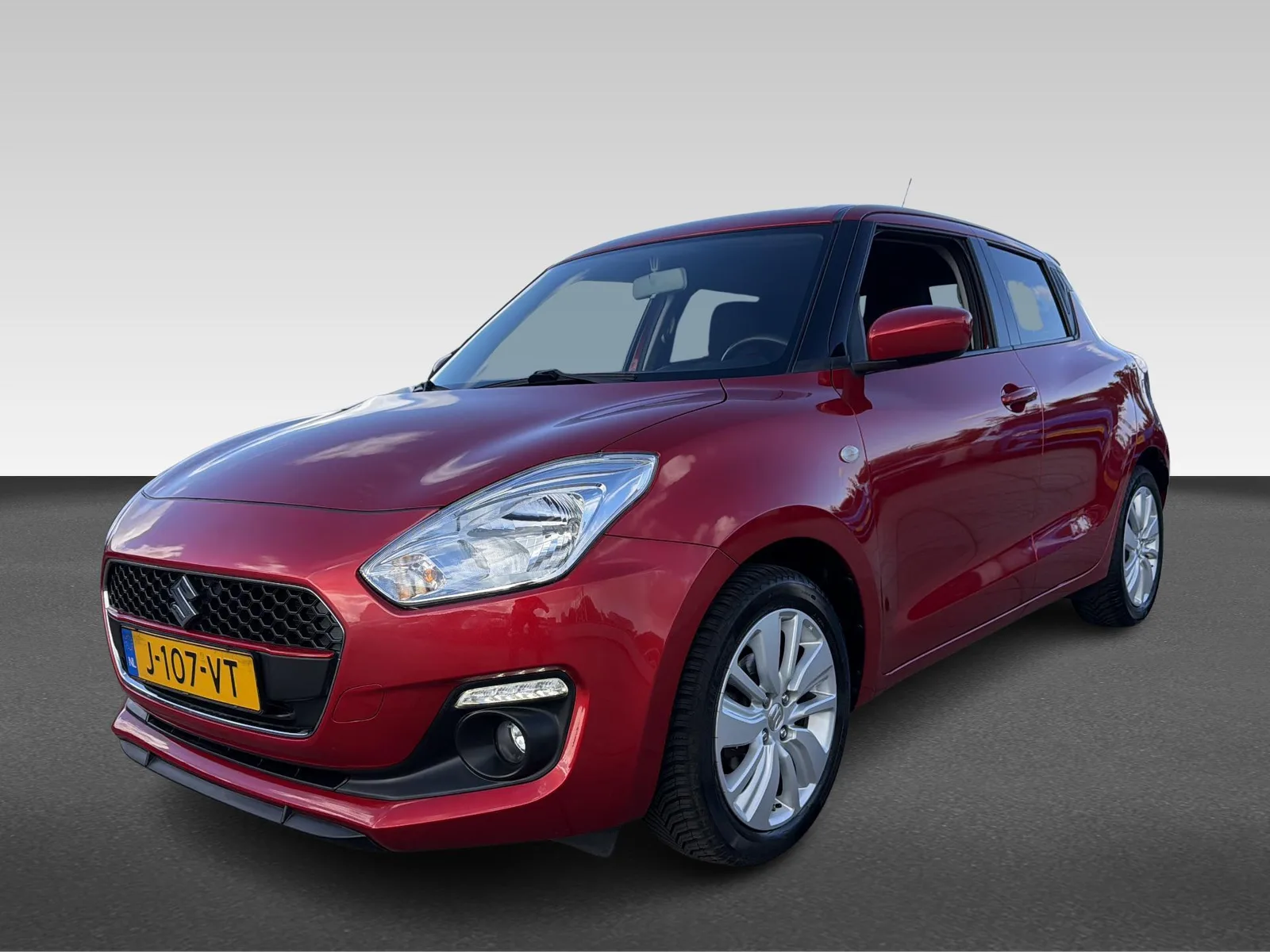 Suzuki Swift (2021) — foto 1