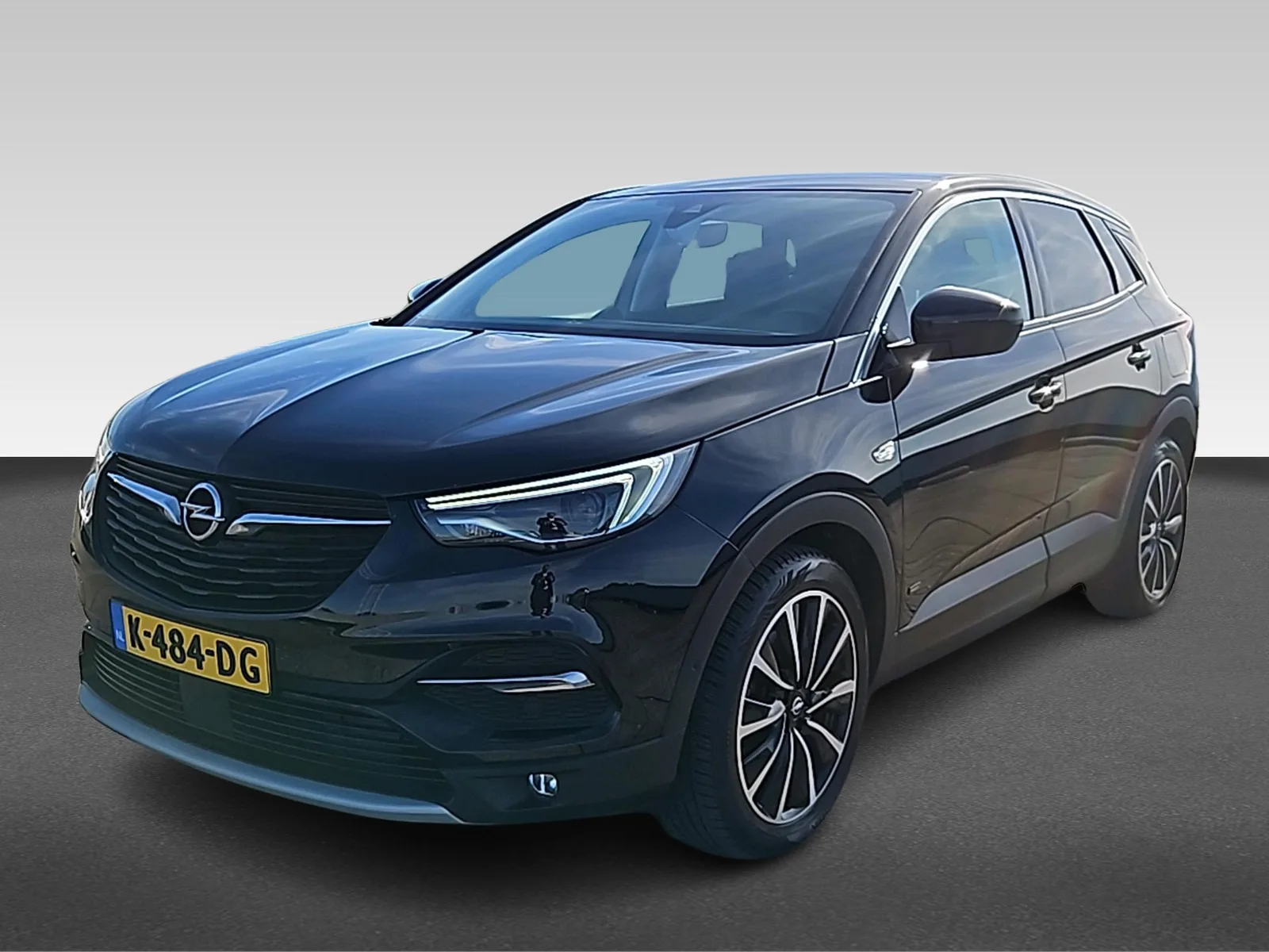 Opel Grandland X (2020) — foto 1