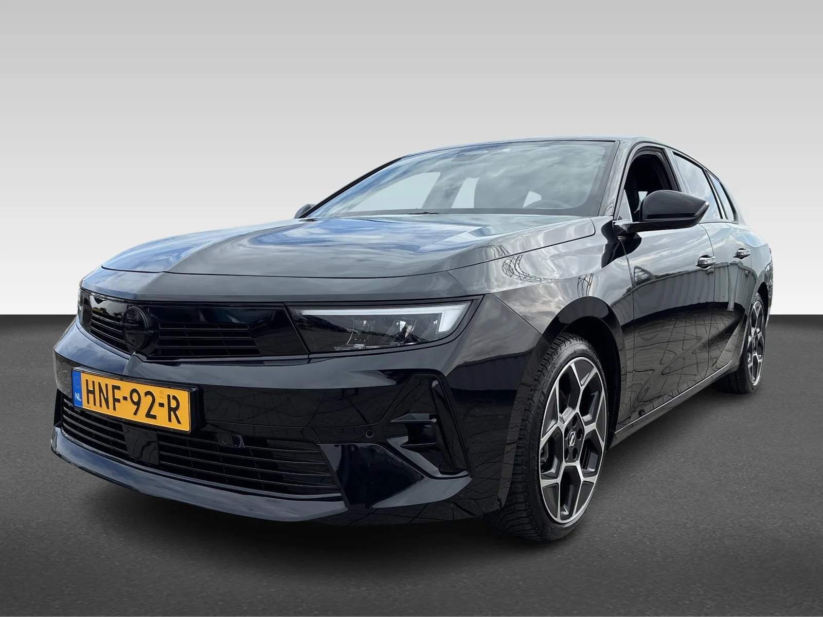 Opel Astra (2025) — foto 1