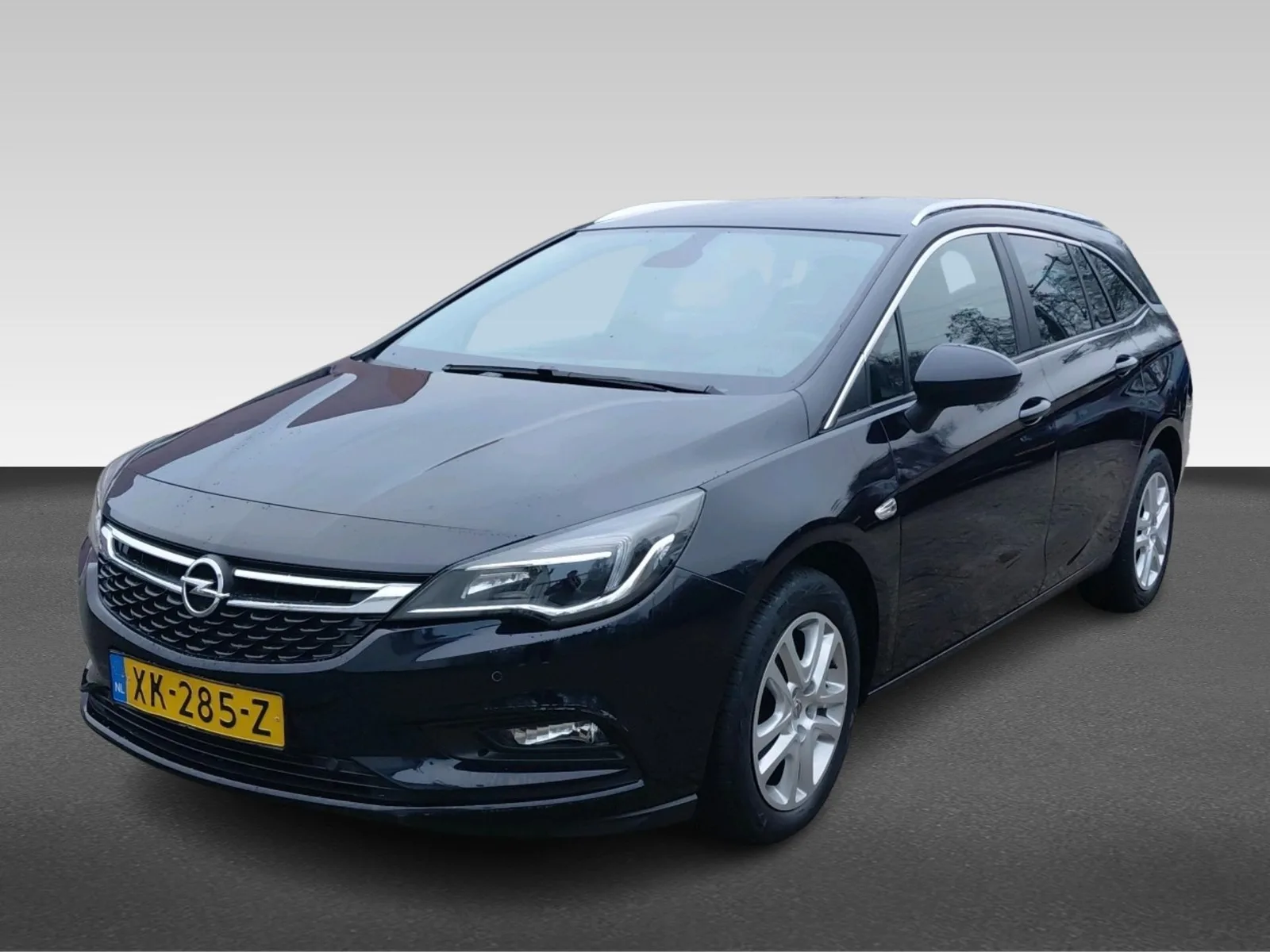 Opel Astra (2019) — foto 1