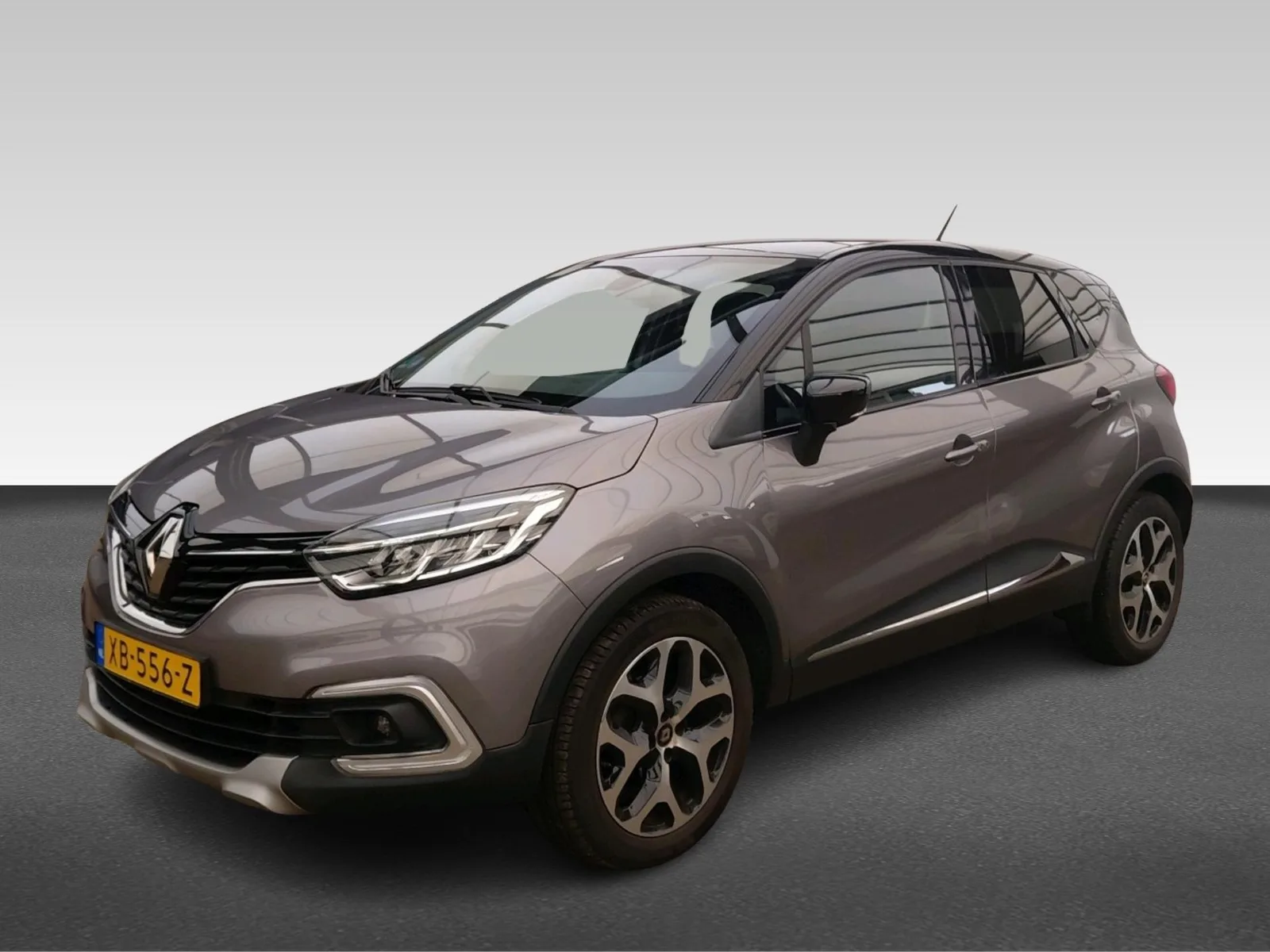 Renault Captur (2018) — foto 1
