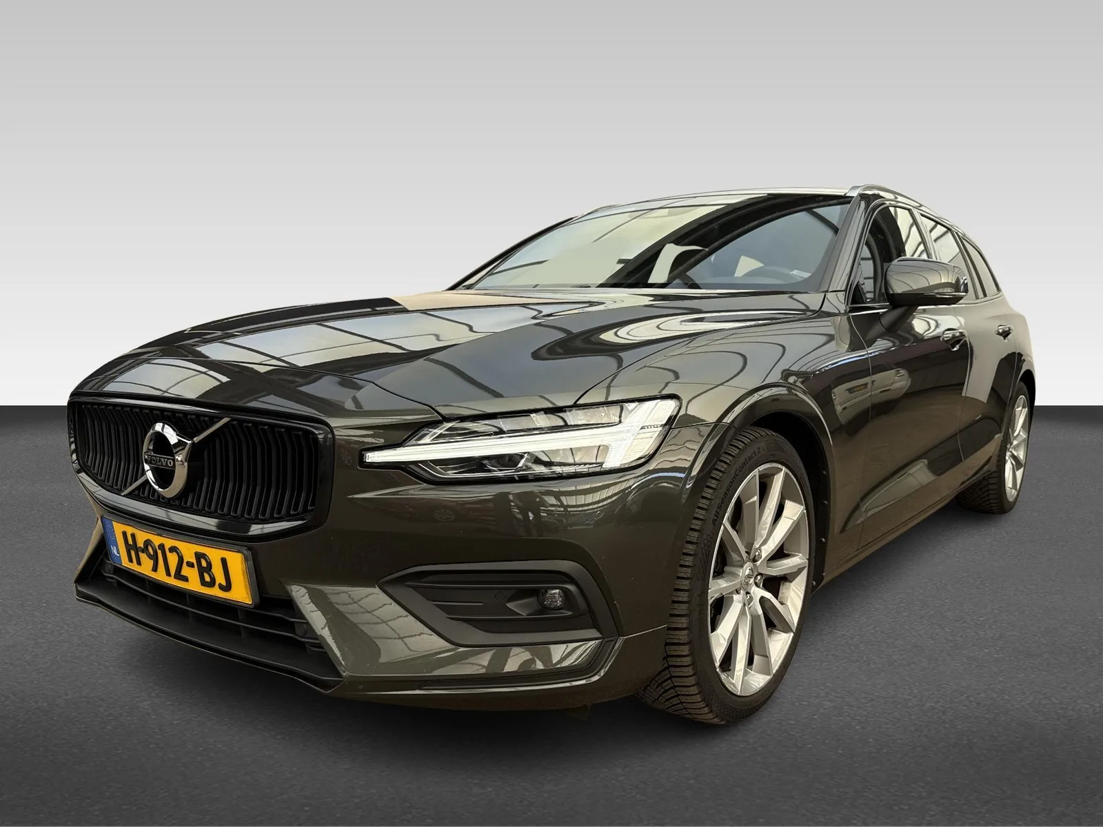 Volvo V60 (2020) — foto 1