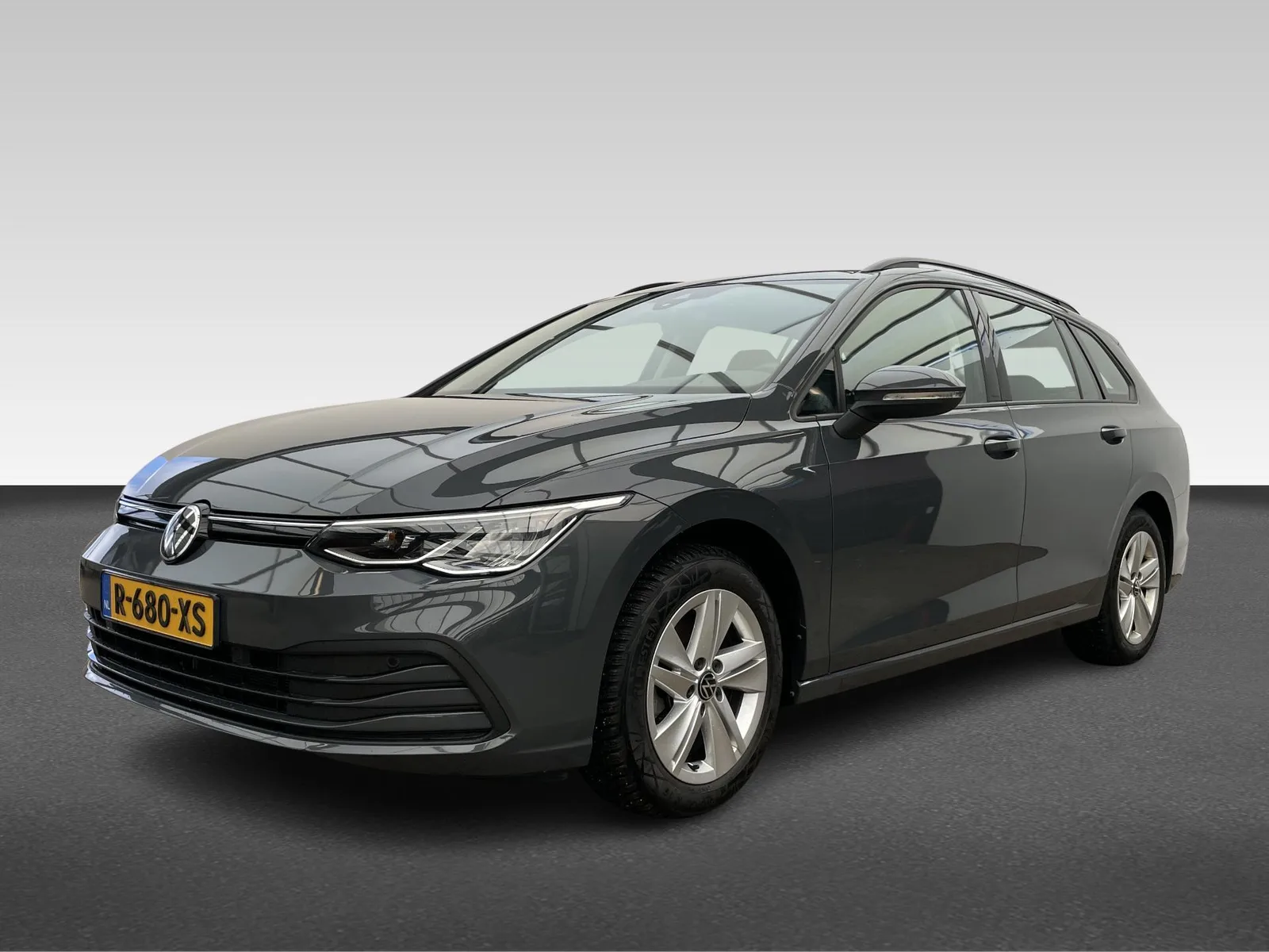 Volkswagen Golf (2022) — foto 1