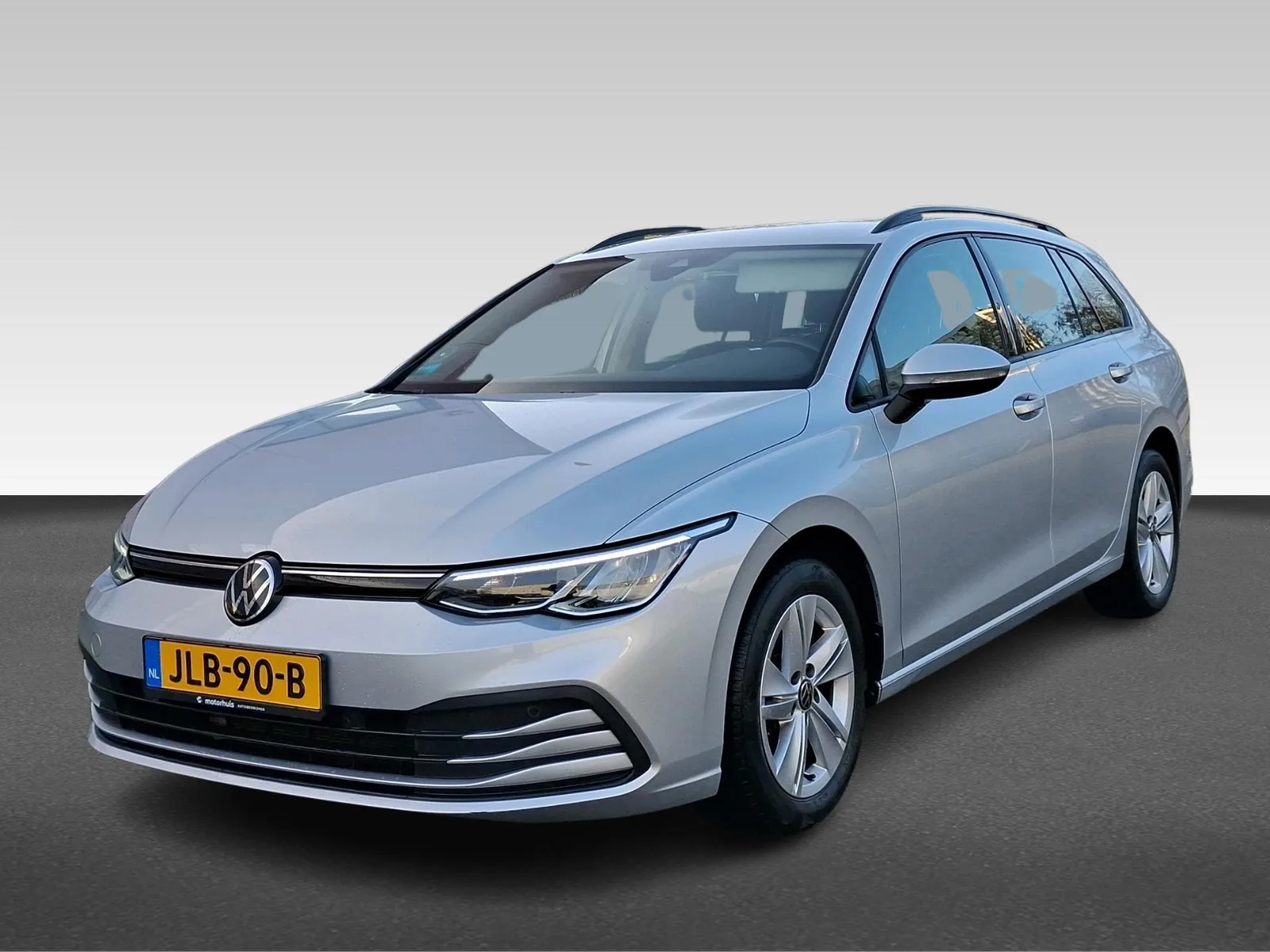 Volkswagen Golf (2022) — foto 1