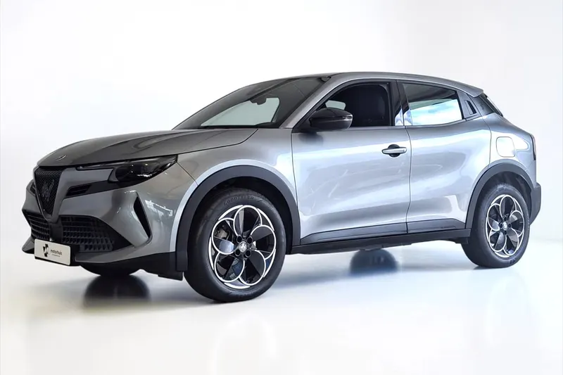 Alfa Romeo Junior (2025)