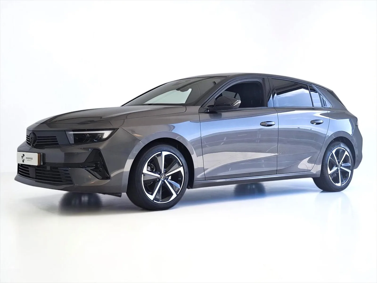 Opel Astra (2025) — foto 1