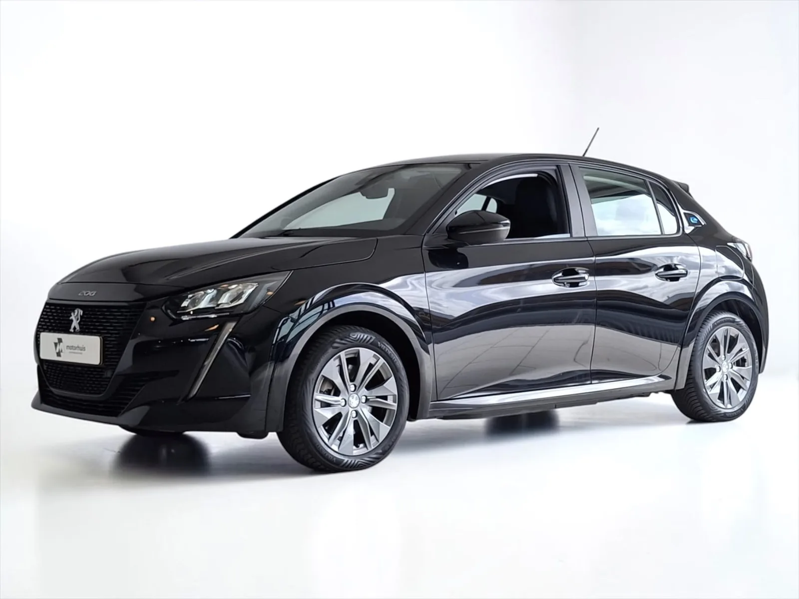 Peugeot e-208 (2021) — foto 1