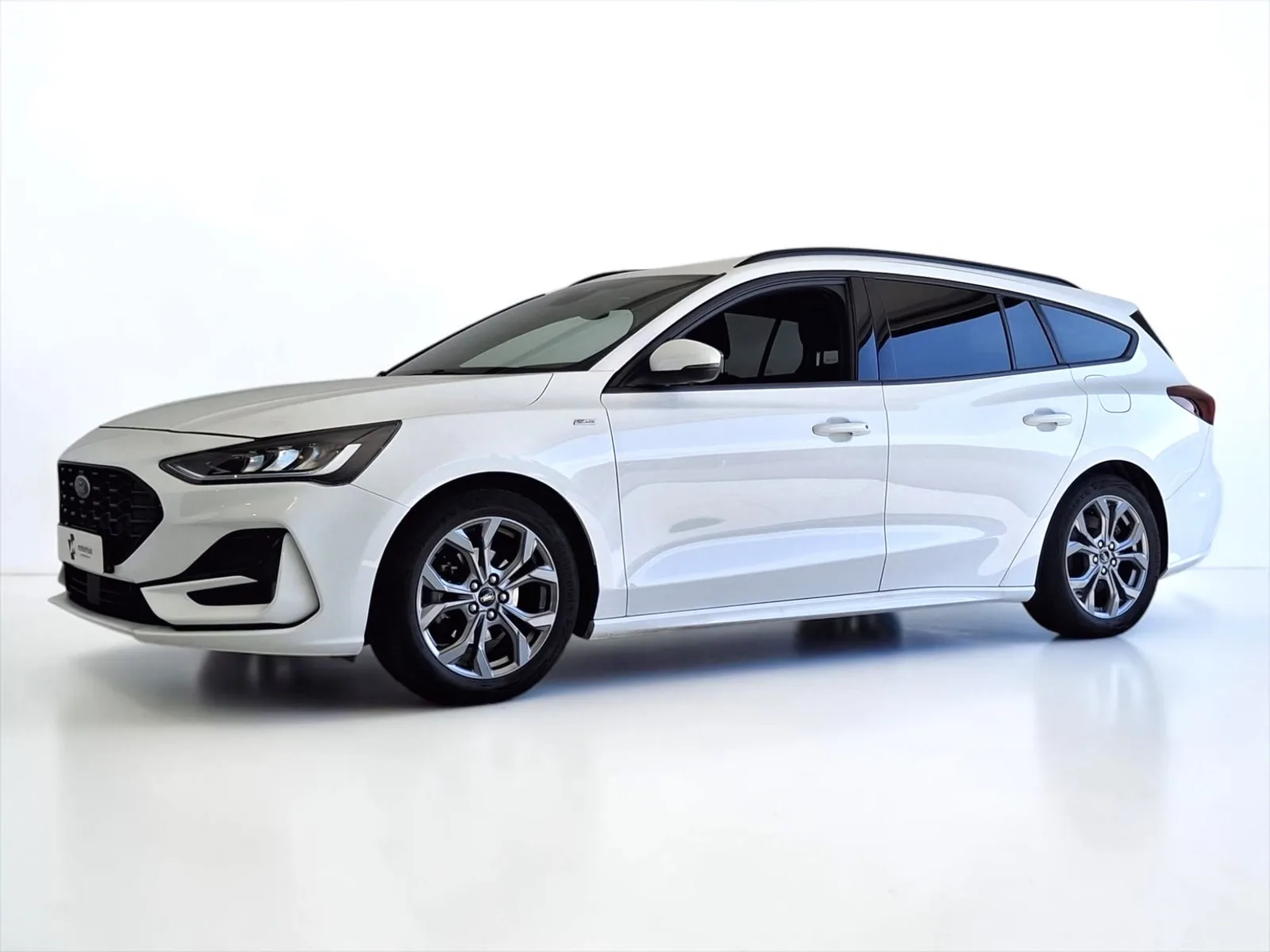 Ford Focus (2022) — foto 1