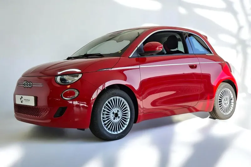 Fiat 500 (2025)