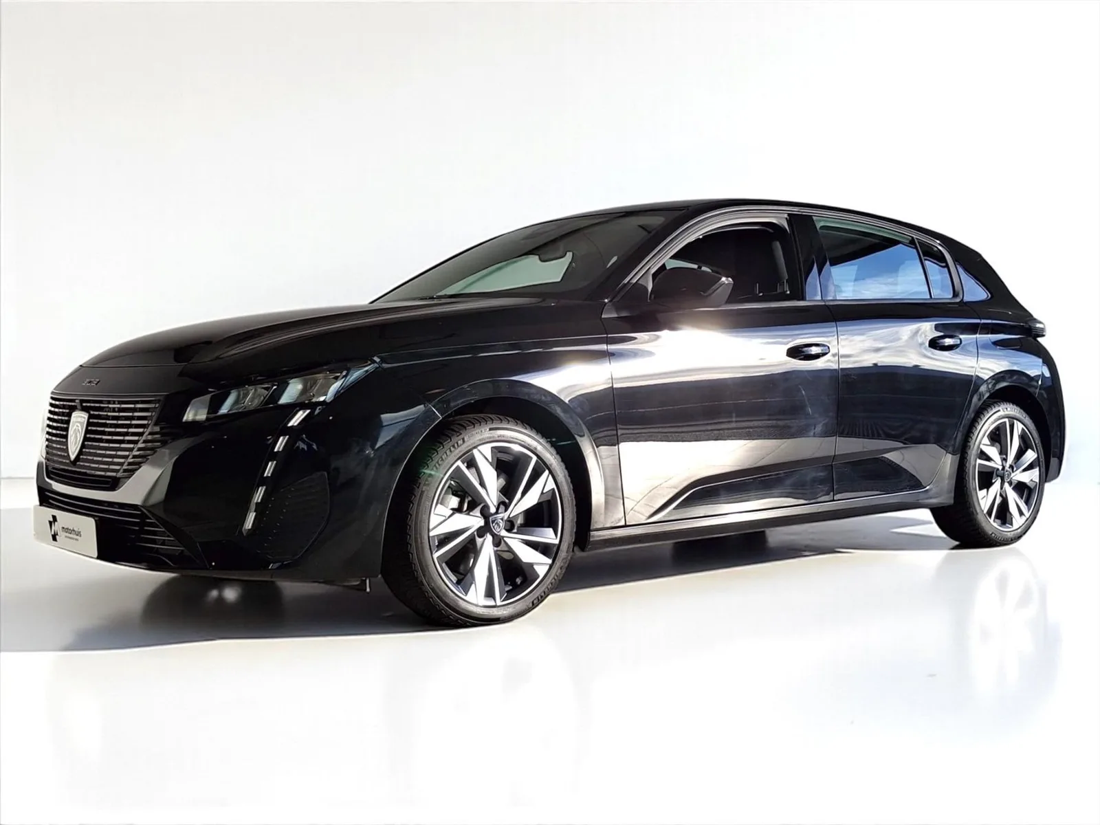 Peugeot 308 (2023) — foto 1