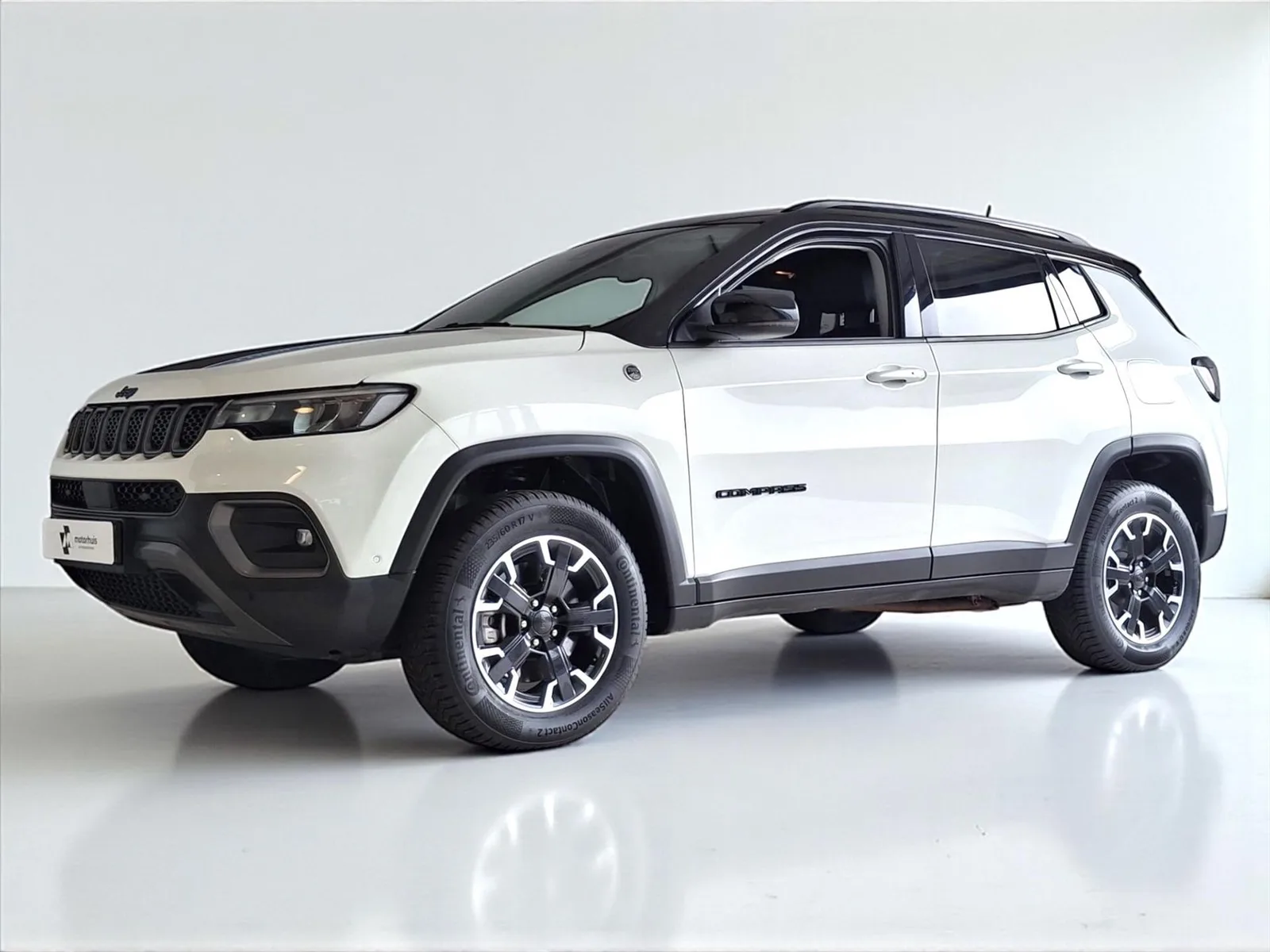 Jeep Compass (2023) — foto 1