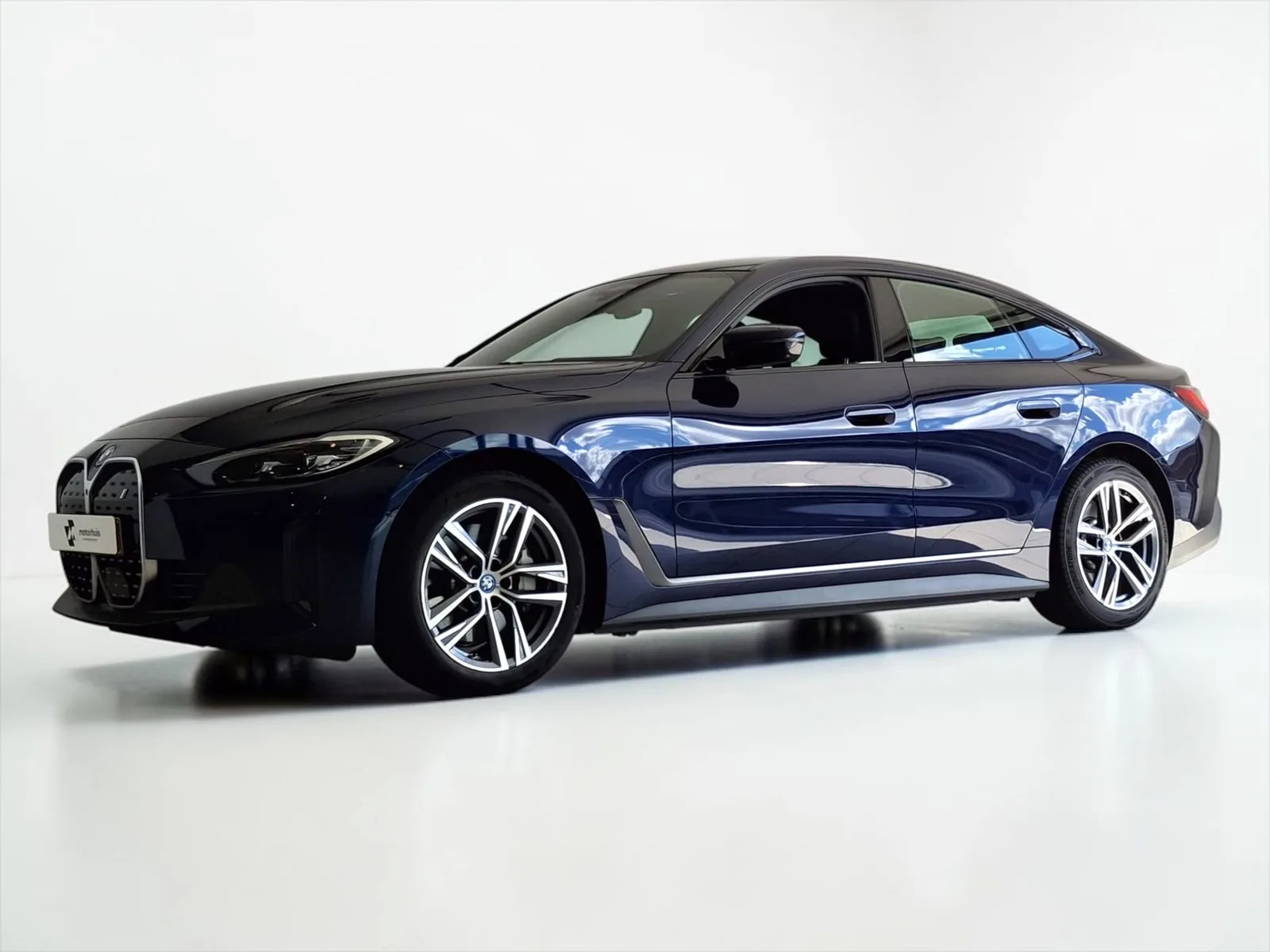 BMW i4 (2023) — foto 1