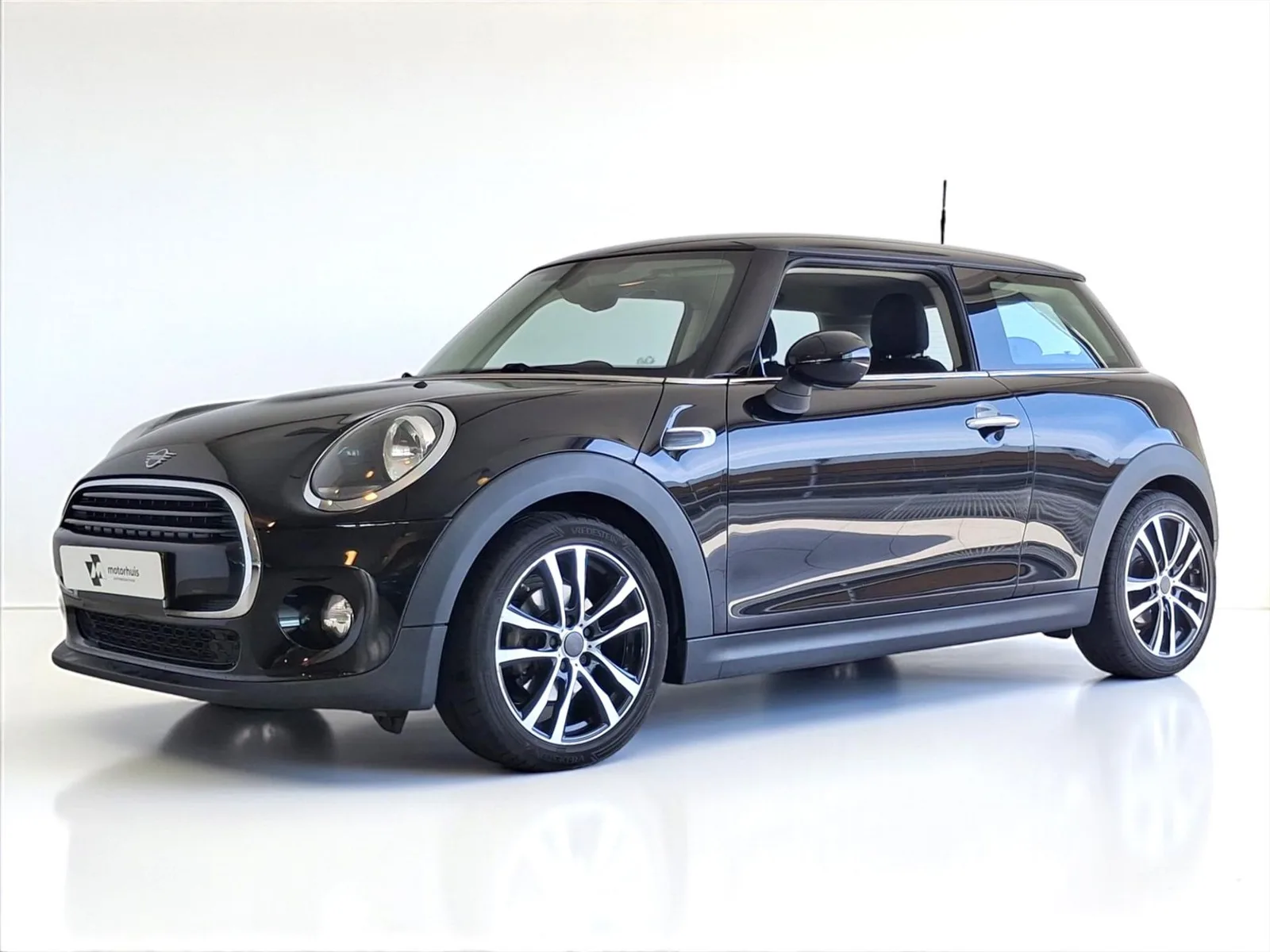 MINI Cooper (2019) — foto 1