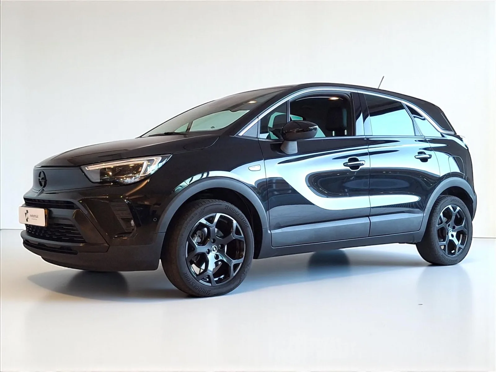 Opel Crossland (2023) — foto 1