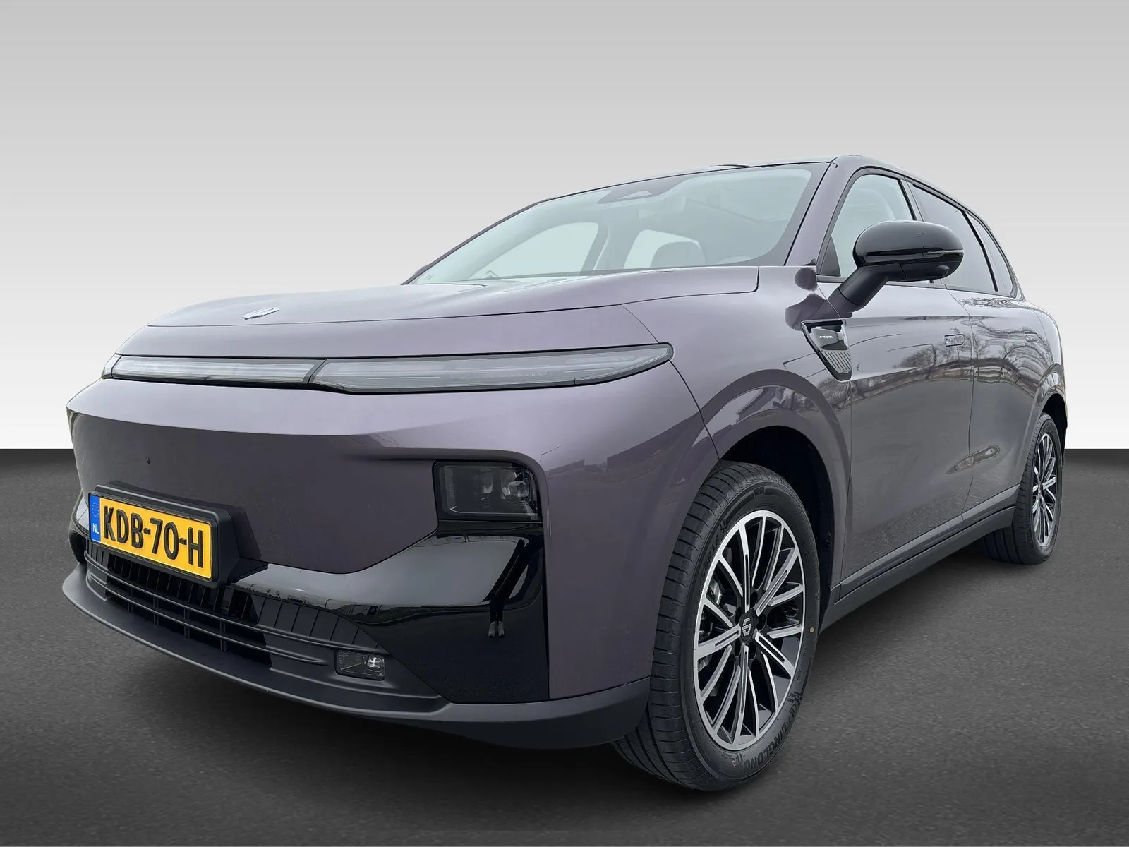 Leapmotor B10 (2026) — foto 1