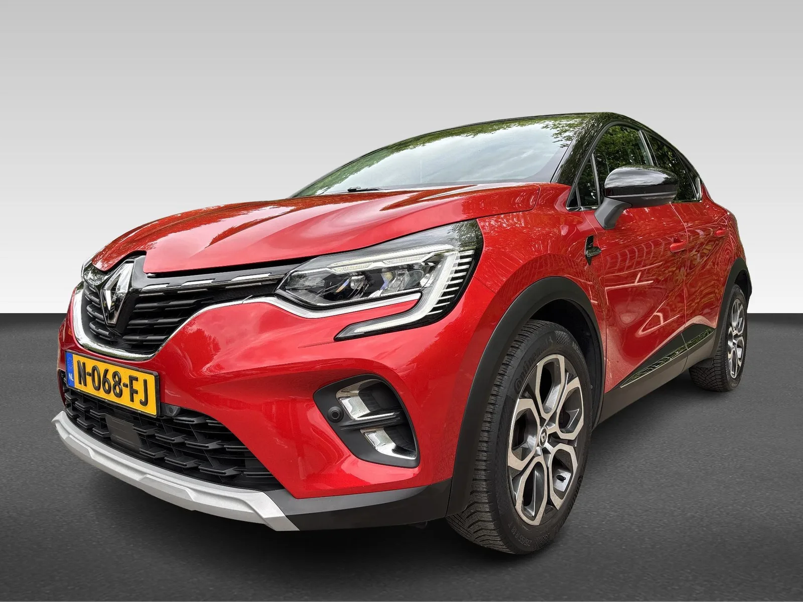 Renault Captur (2021) — foto 1