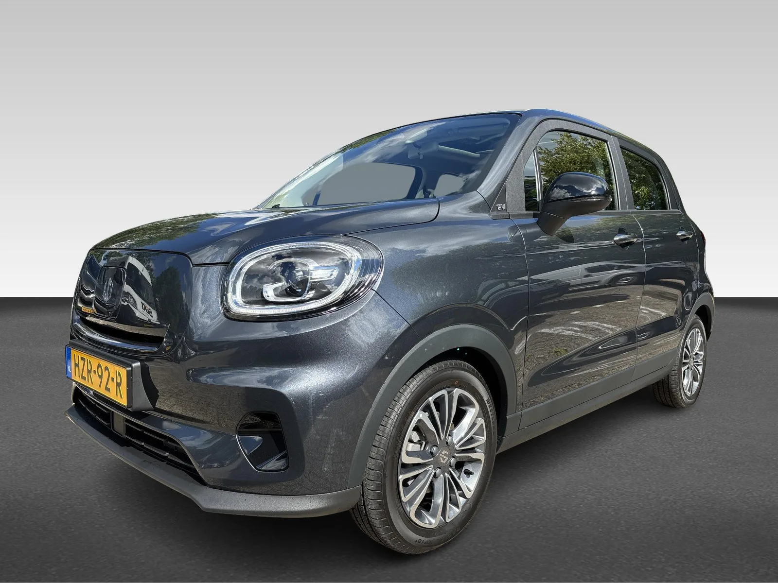 Leapmotor T03 (2025) — foto 1