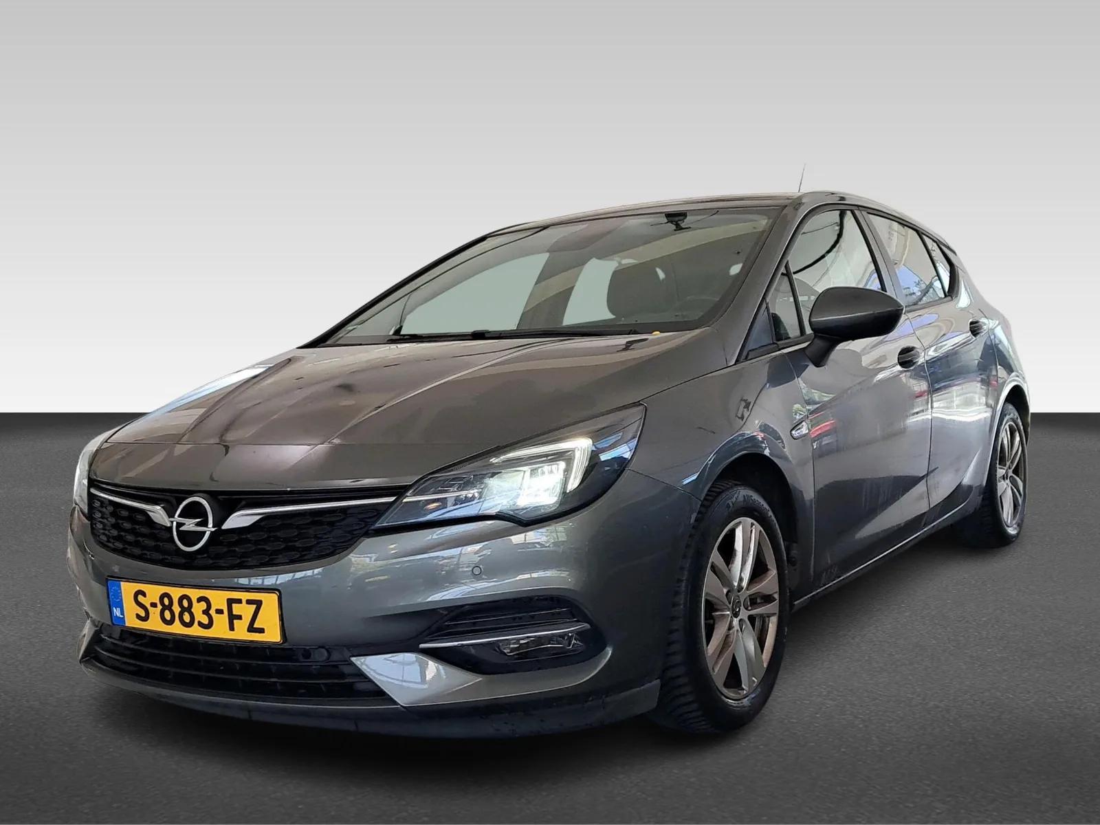 Opel Astra (2021) — foto 1