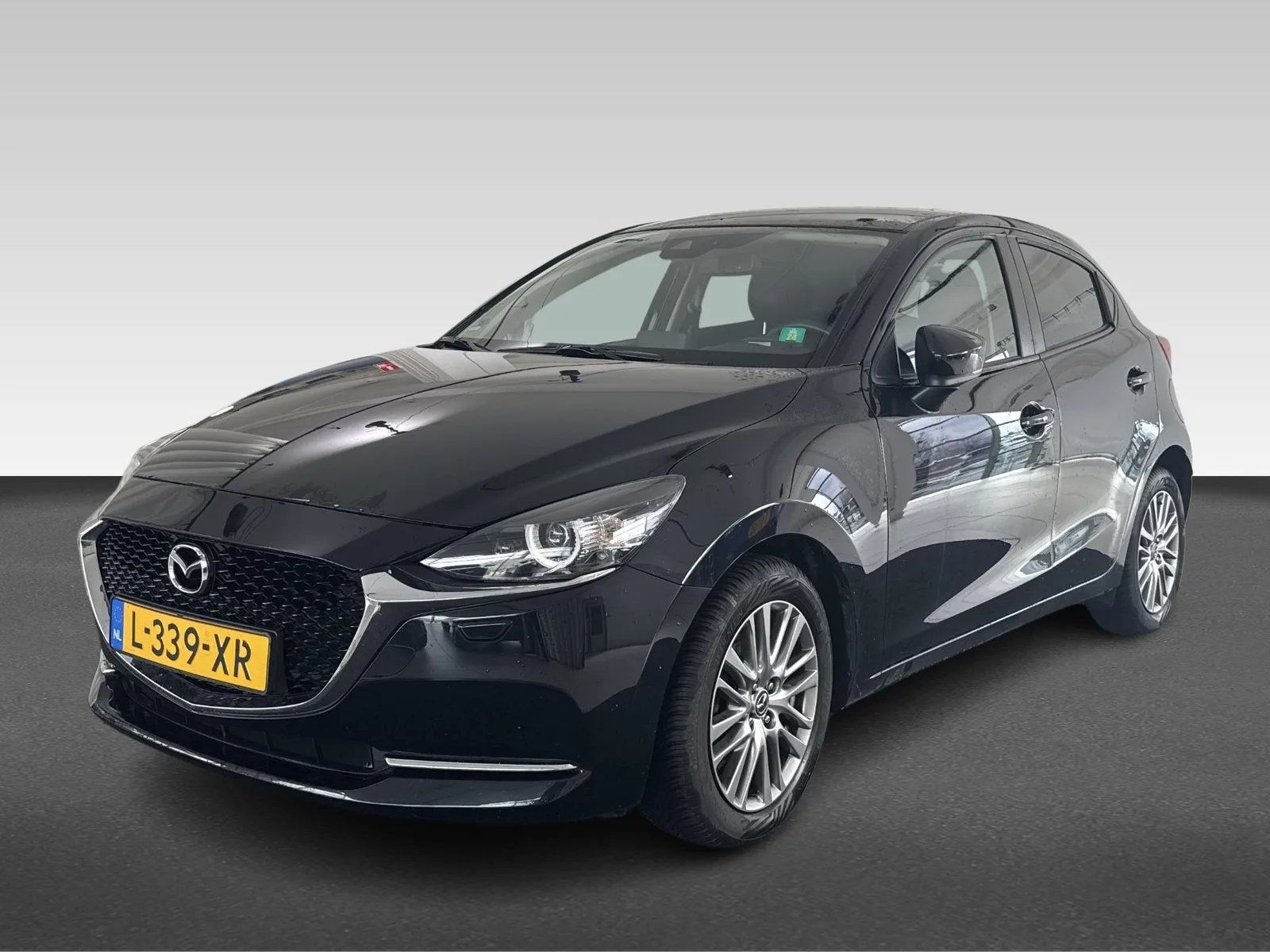 Mazda 2 (2021) — foto 1