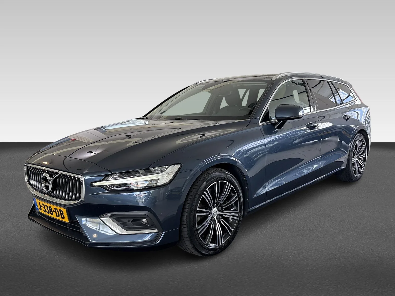 Volvo V60 (2020) — foto 1