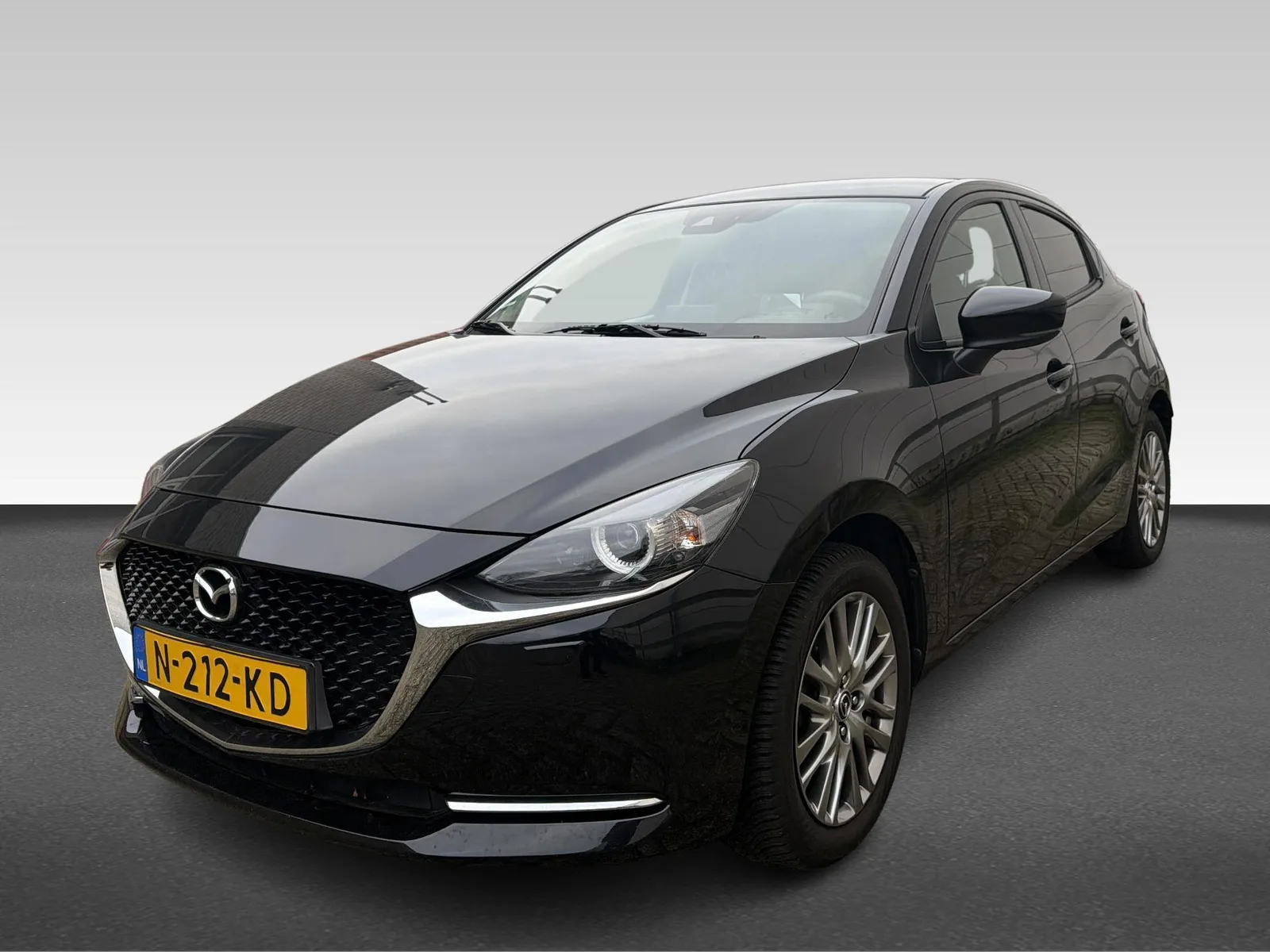 Mazda 2 (2021) — foto 1