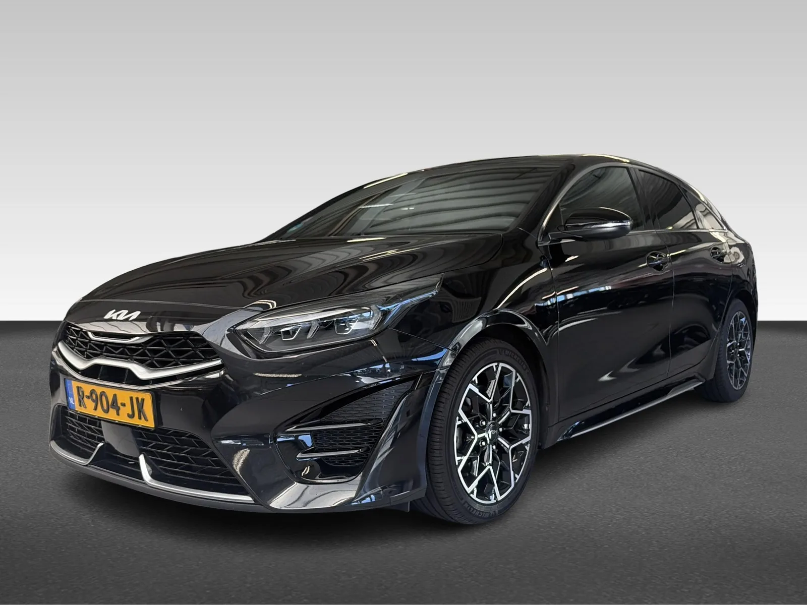 Kia ProCeed (2022) — foto 1