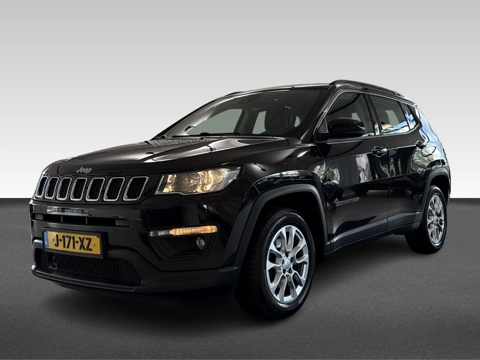 Jeep Compass (2020) — foto 1
