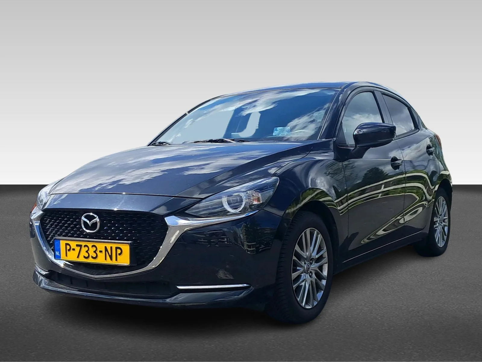 Mazda 2 (2022) — foto 1