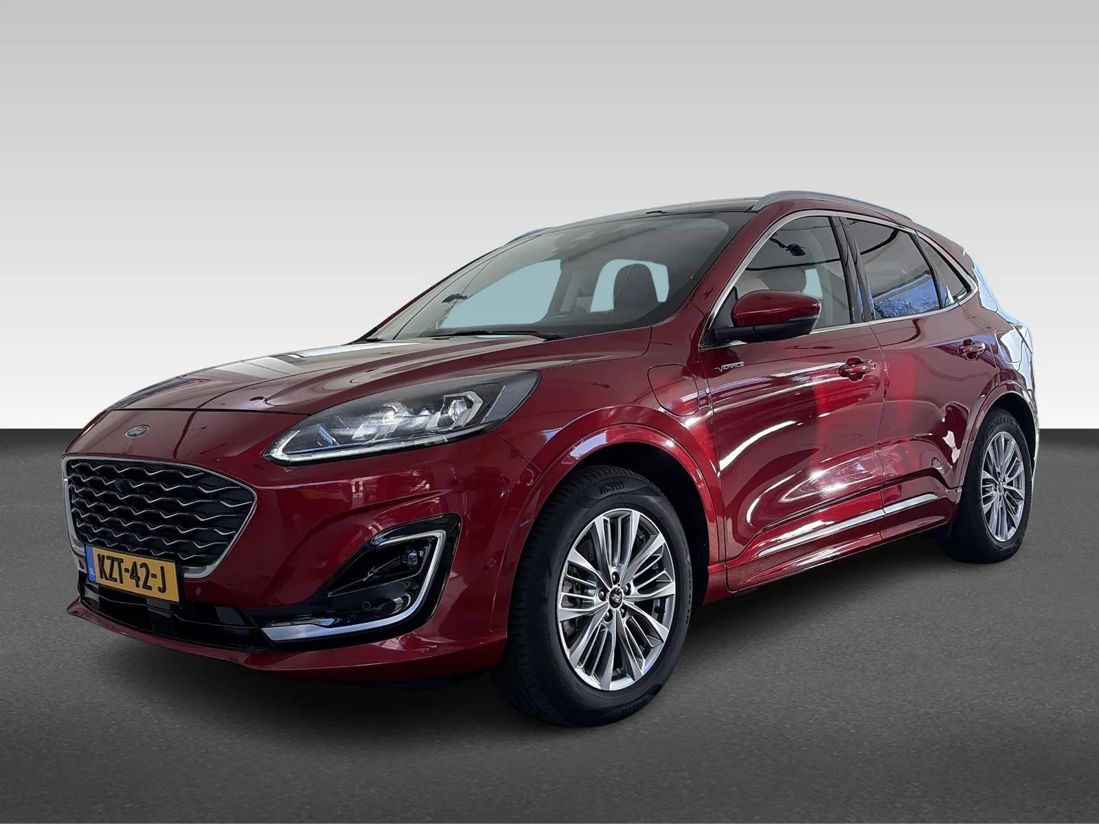 Ford Kuga (2021) — foto 1