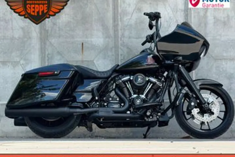 Harley-Davidson Road Glide Custom (2018)