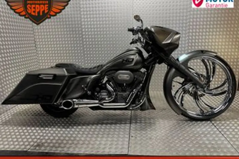 Harley-Davidson CVO Ultra Classic Electra Glide (2012)