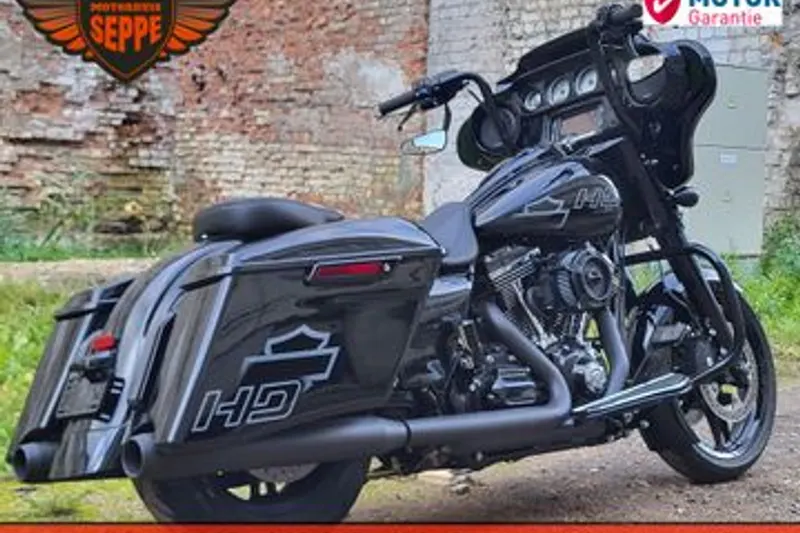 Harley-Davidson Street Glide (2014)