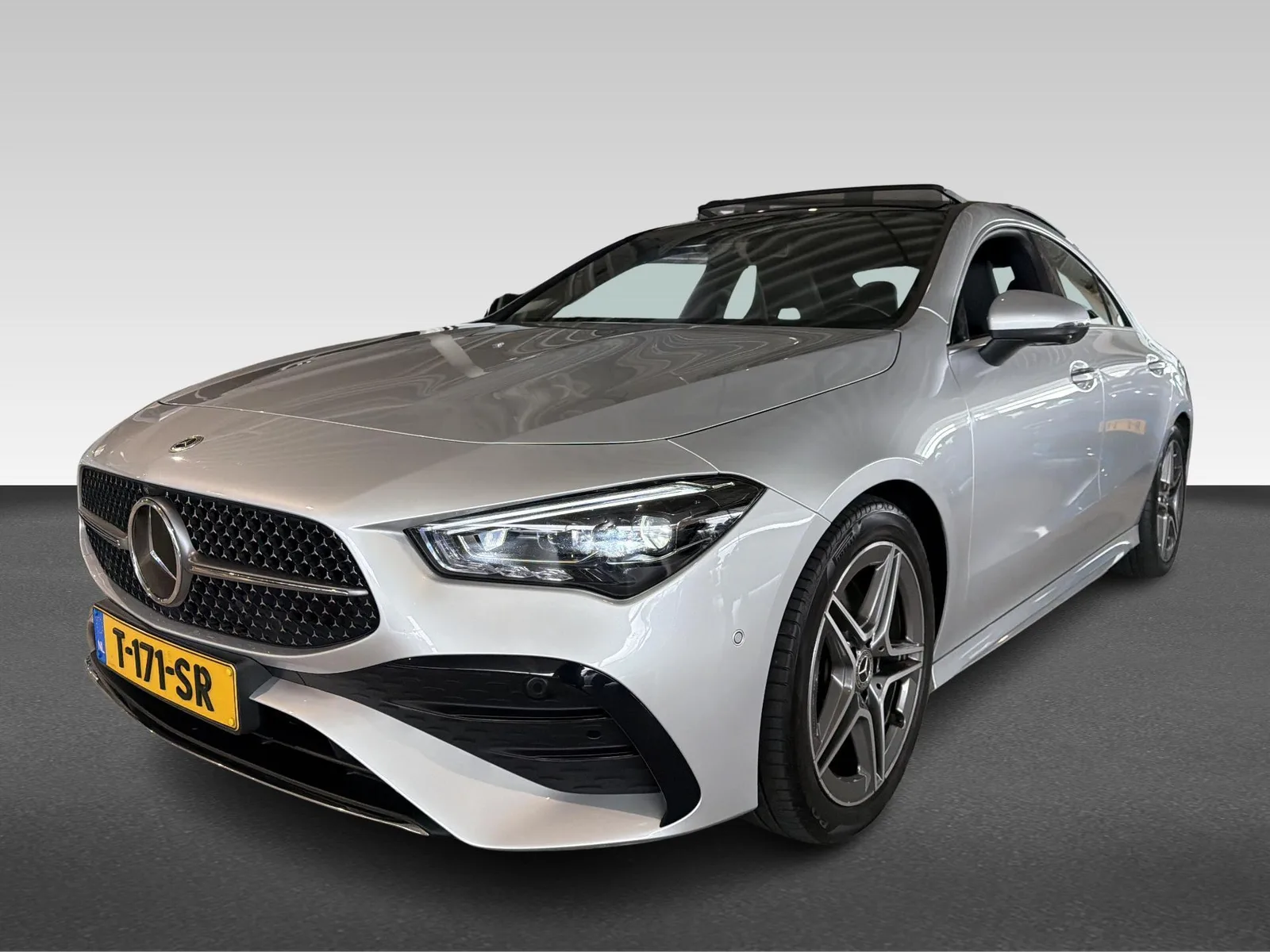 Mercedes-Benz CLA-Klasse (2023) — foto 1