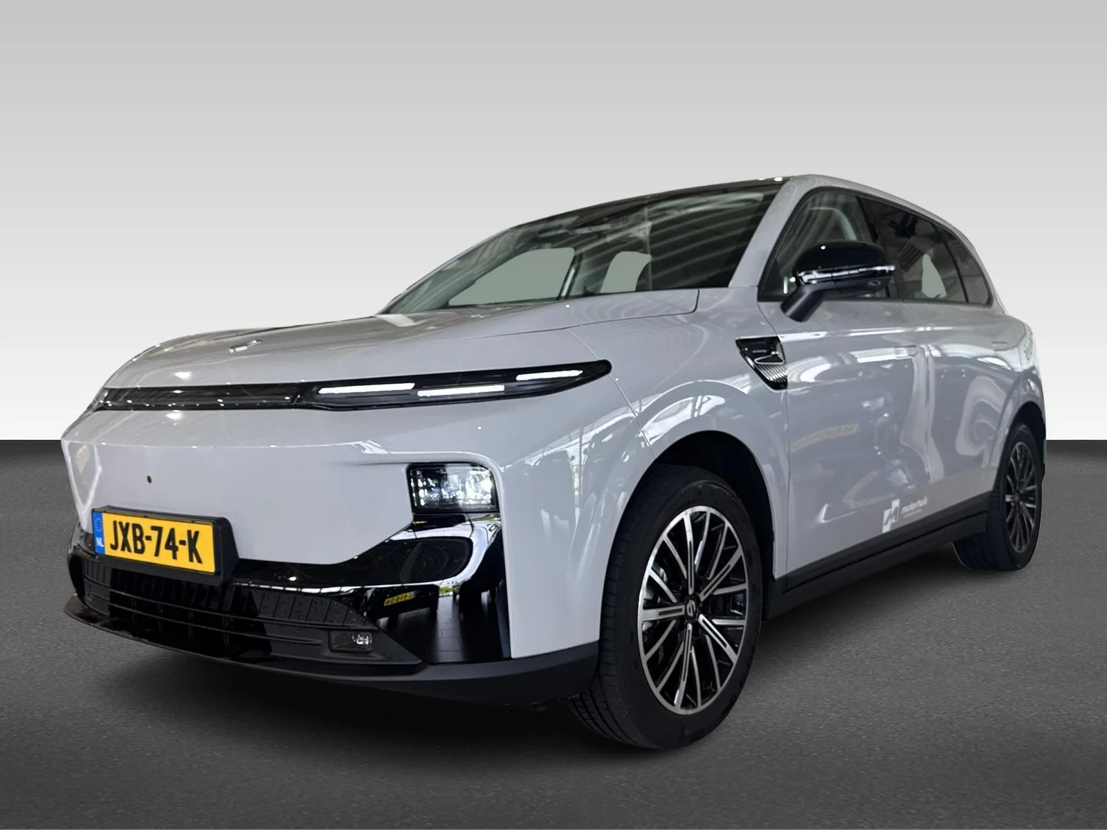 Leapmotor B10 (2026) — foto 1