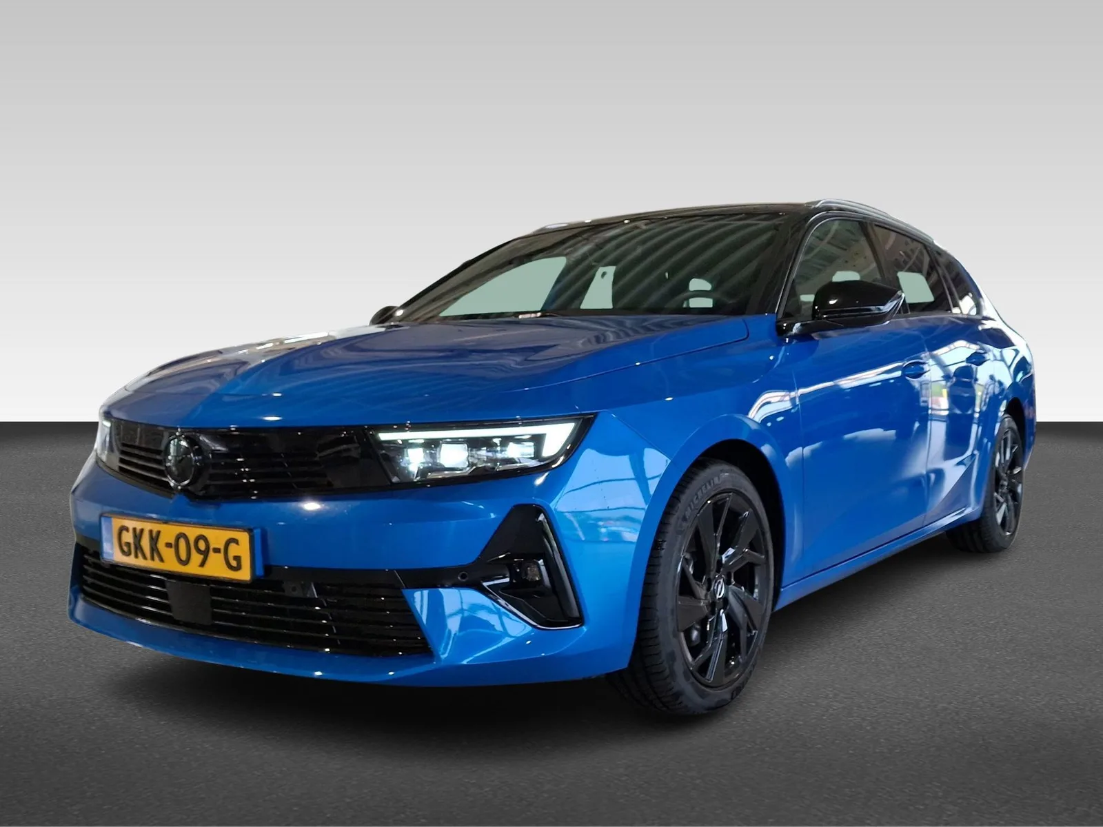 Opel Astra (2024) — foto 1