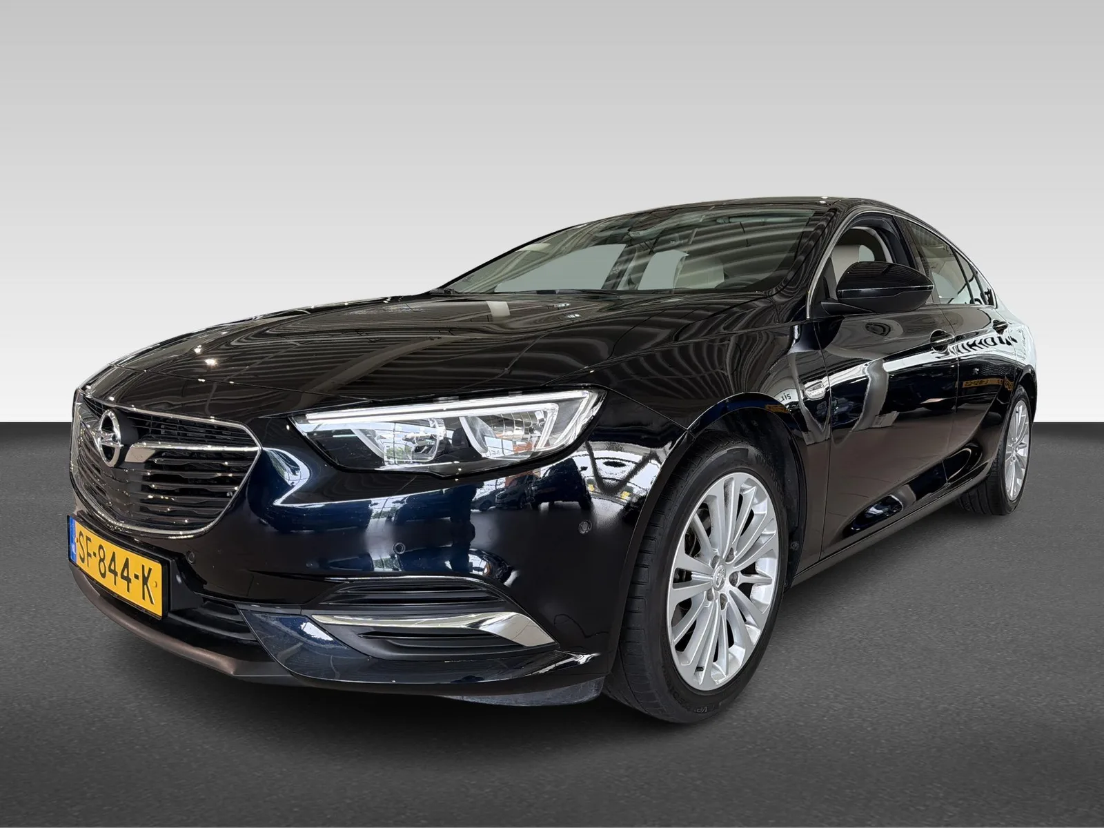 Opel Insignia (2018) — foto 1