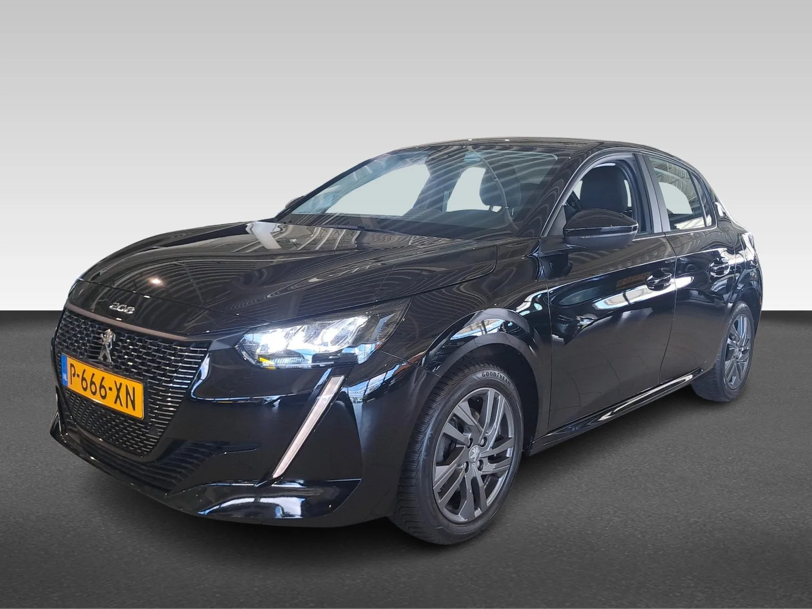 Peugeot 208 (2022) — foto 1