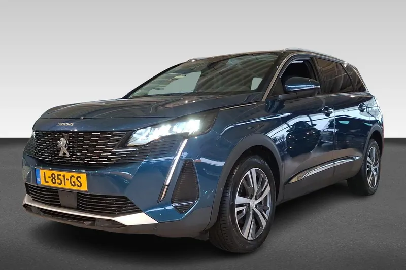 Peugeot 5008 (2021)