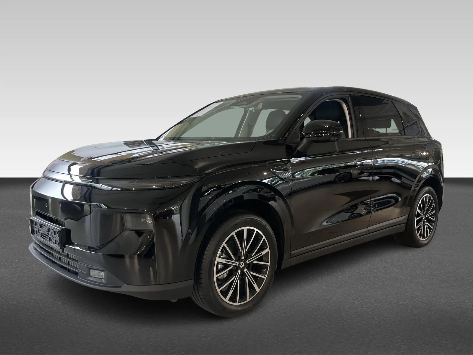 Leapmotor B10 (2026) — foto 1