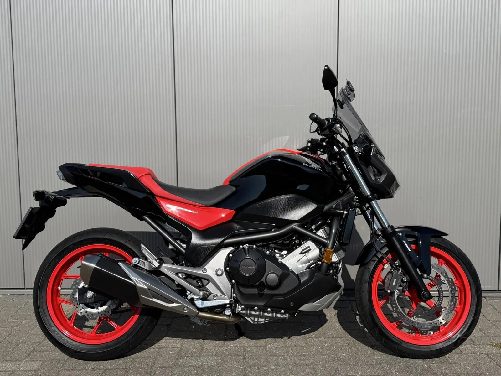 Honda NC 750 S (2016) — foto 1