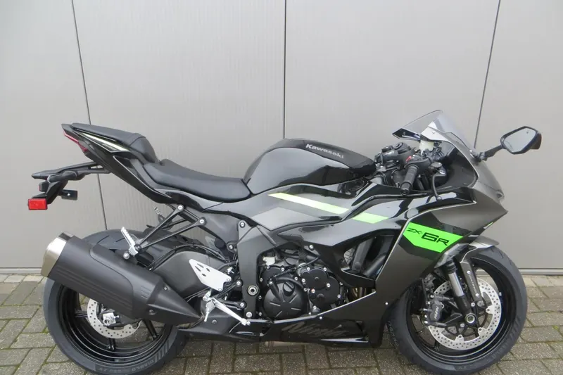 Kawasaki Ninja ZX-6R (2026)