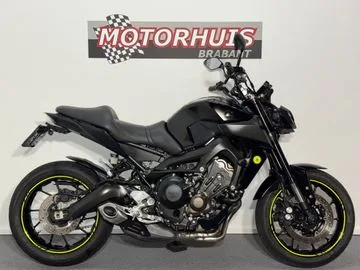 Yamaha MT-09 (2017) — foto 1