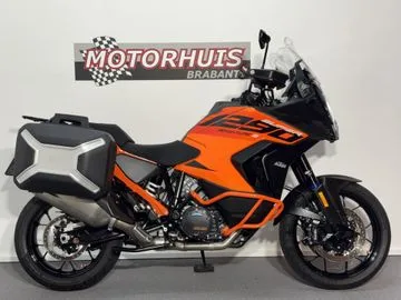 KTM 1290 Super Adventure (2023) — foto 1