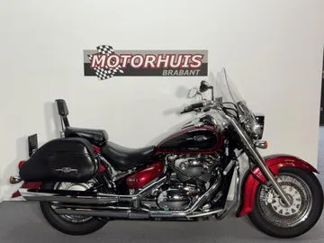 Suzuki C 800 Intruder Classic (2009) — foto 1